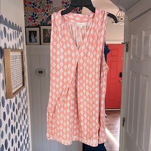 Elegant Pink and White Sleeveless Top